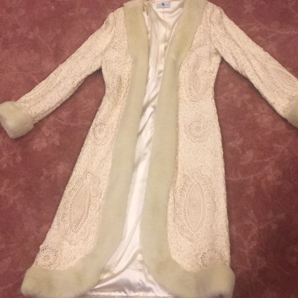 Beautiful lace duster .